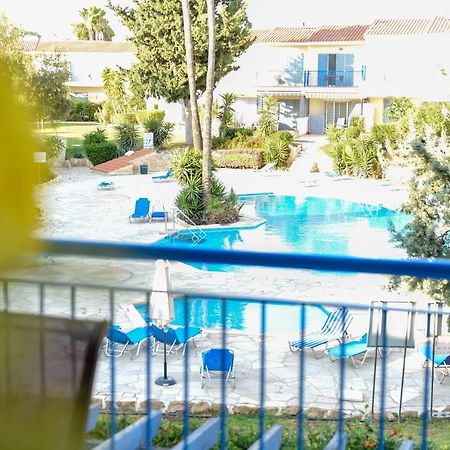 Holiday Apartment Walking Distance To The Sea Paphos Esterno foto