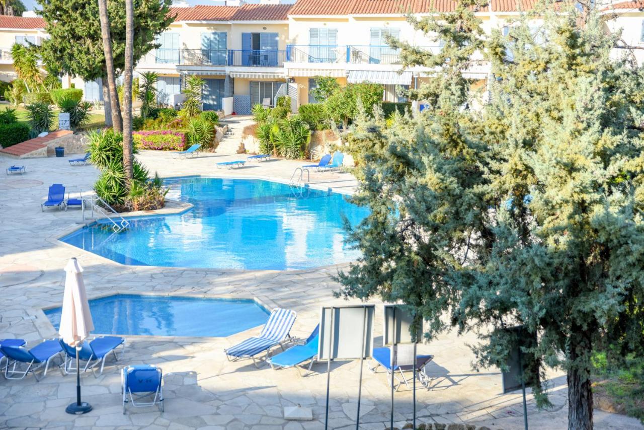 Holiday Apartment Walking Distance To The Sea Paphos Esterno foto
